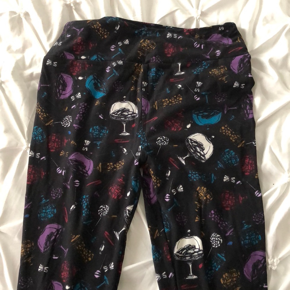 LuLaRoe Pastry leggings, OS, NWT